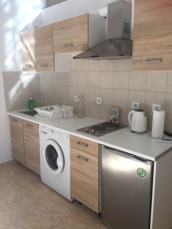 Sisifou Apartment Corinth ภายนอก รูปภาพ