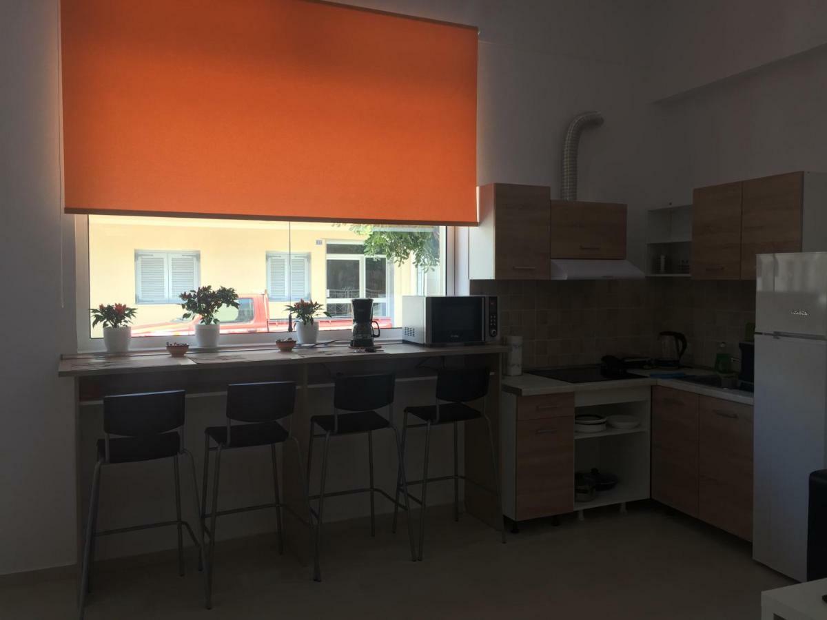 Sisifou Apartment Corinth ภายนอก รูปภาพ